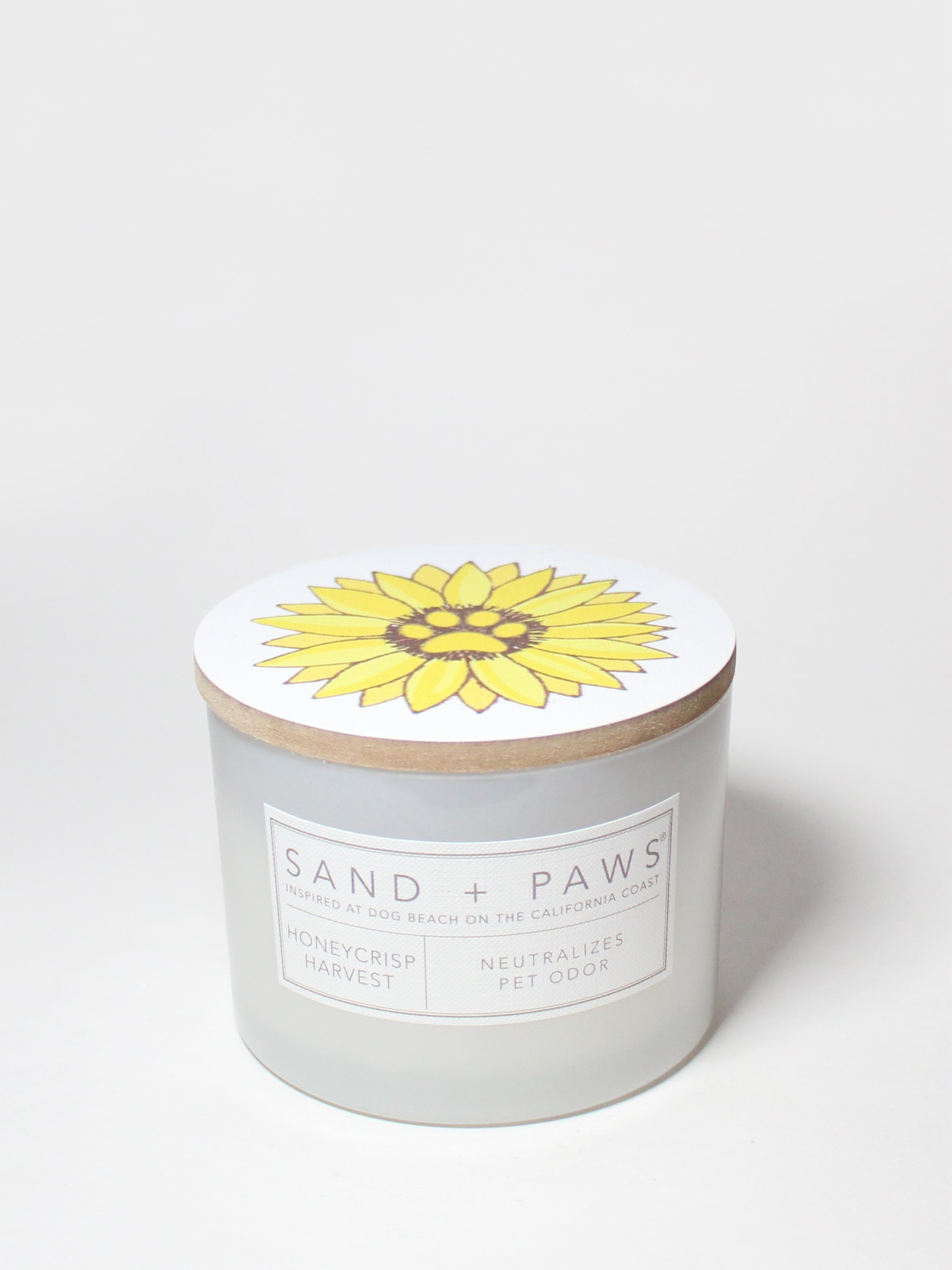 Sand + Paws Honeycrisp Harvest 12 oz scented candle | Shop Sand + Paws