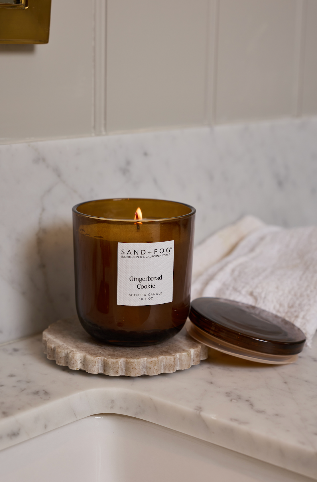 Gingerbread Cookie 10.5 oz scented candle | Shop Sand + Fog