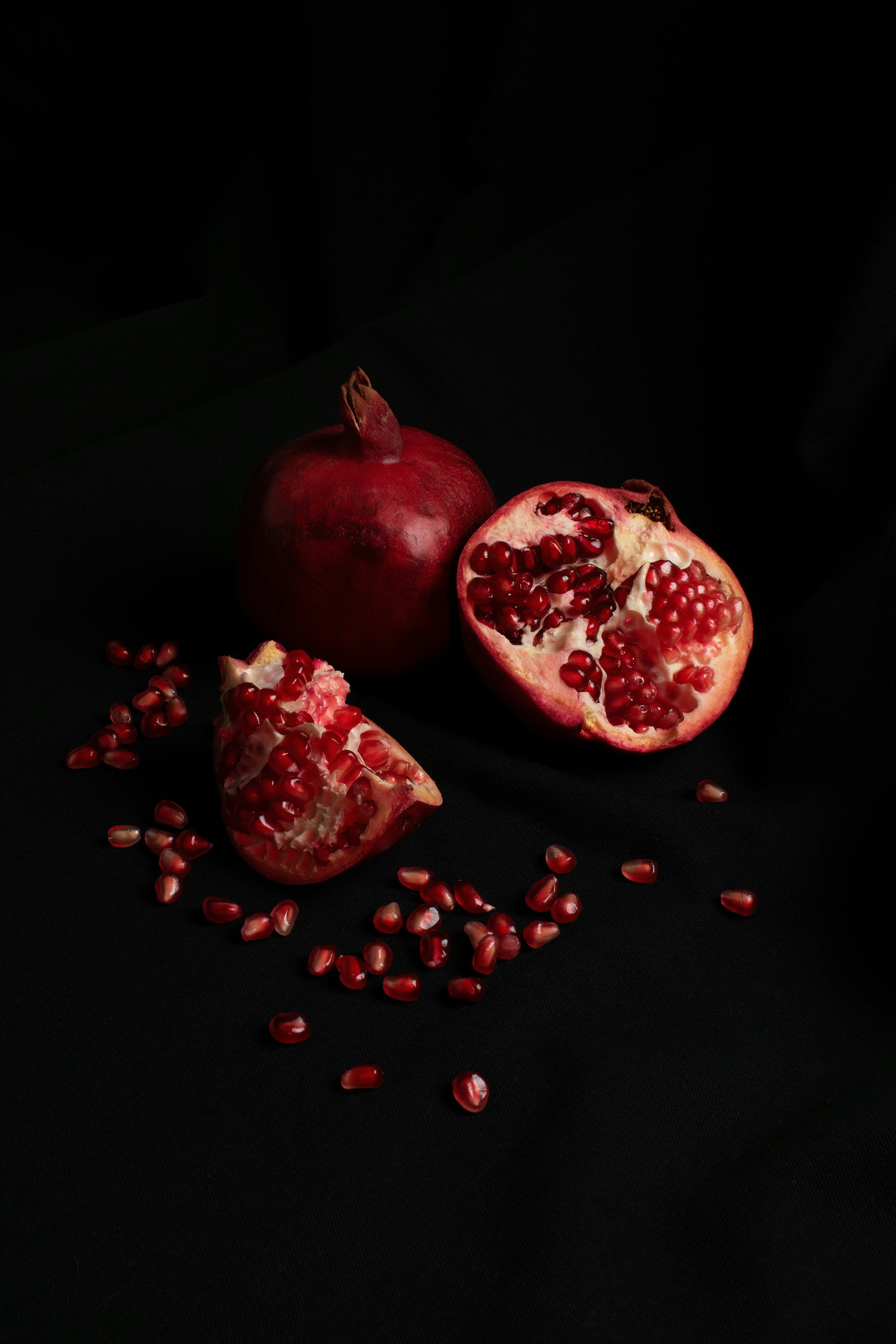 Pomegranate Noir 10 oz scented candle | Shop Sand + Fog