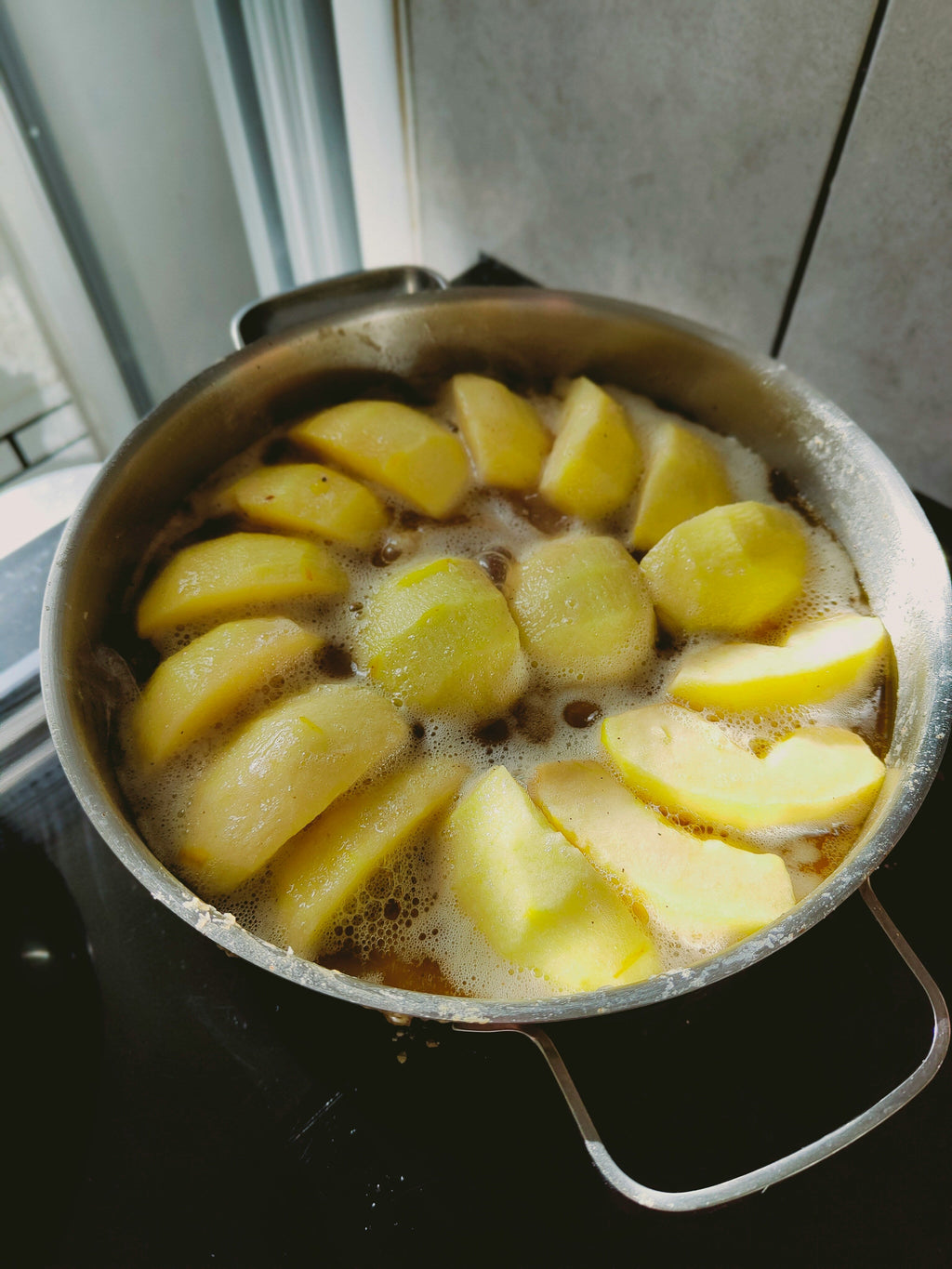 Apple Cider 12 oz scented candle